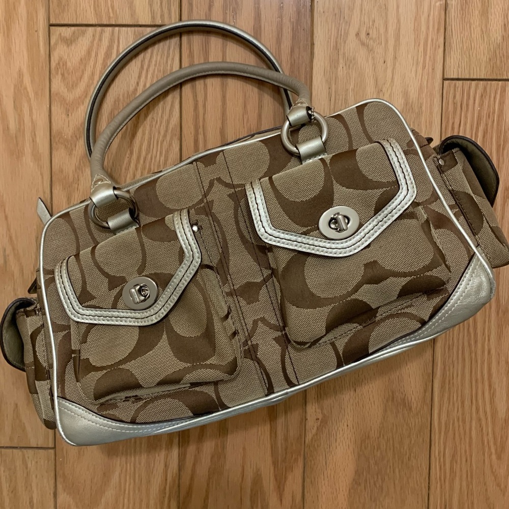 Coach Signature Soho Gallery Pocket Satchel